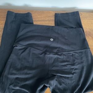 Black lululemon leggings